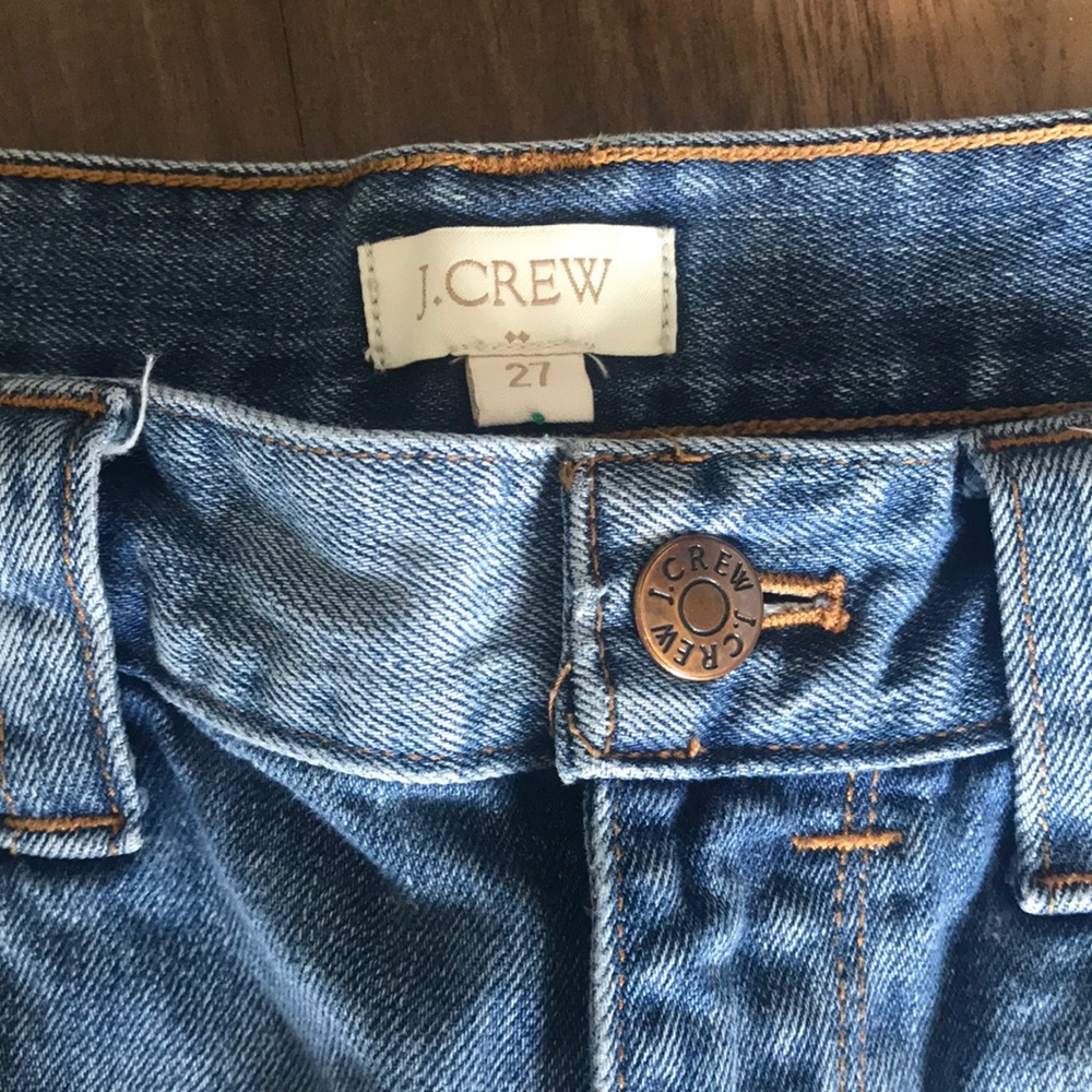 Shorts - Picture 2 of 5